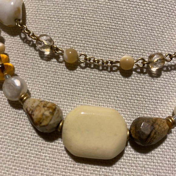 Simple & Classy - Picture 3 of 12